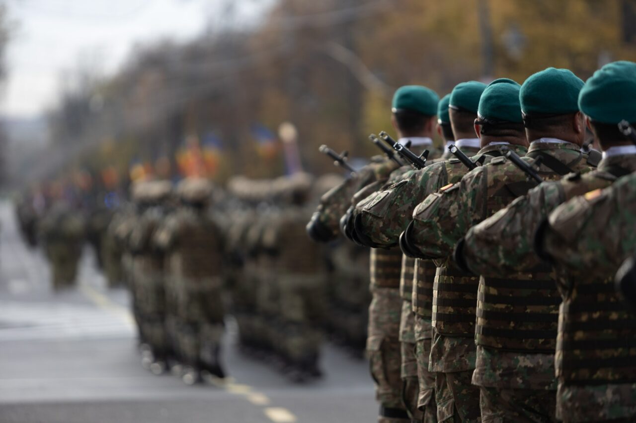 Plafonul lunar neimpozabil crește din octombrie și pentru pensionarii militari. Cu cât cresc de fapt pensiile