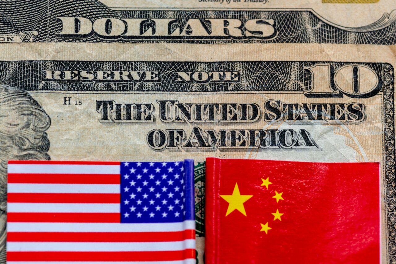 Financial Times: Washingtonul menține avantajul economic în rivalitatea cu Beijingul