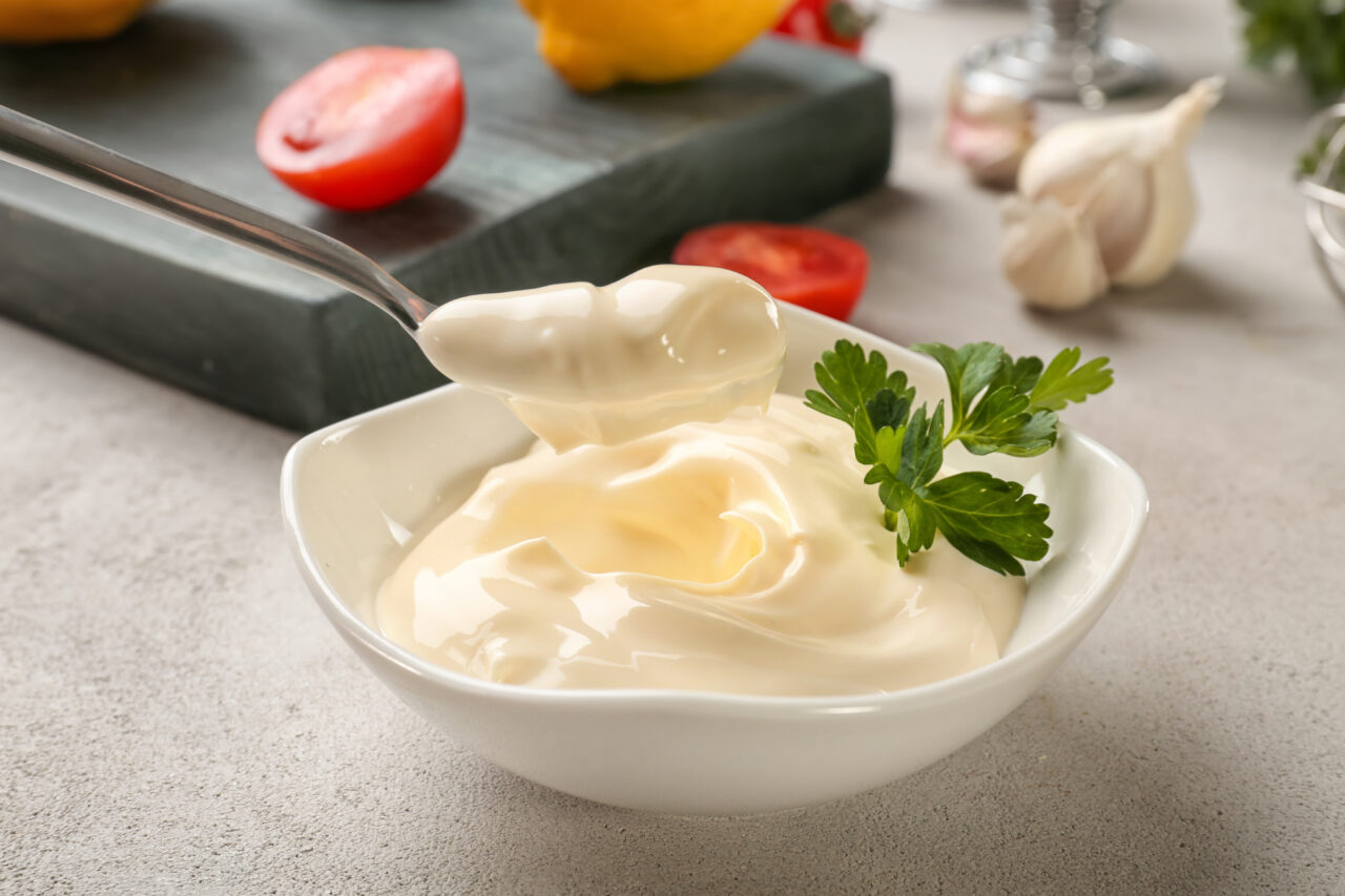 Cum să prepari maioneză de post delicioasă, din numai 4 ingrediente