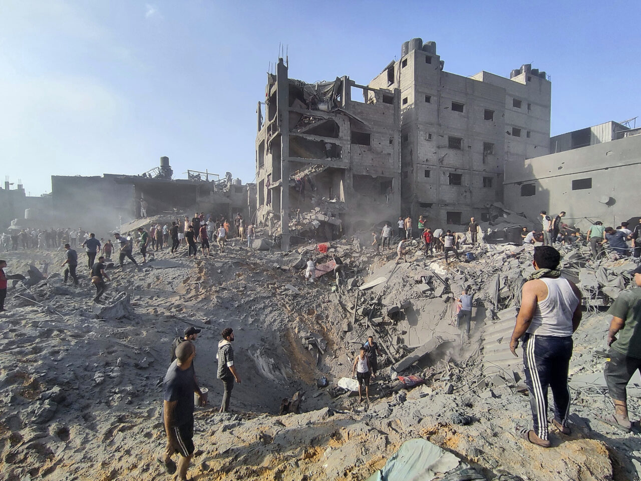 LIVE TEXT | Război Israel-Gaza, ziua 27: Hamas afirmă că atacurile Israelului asupra taberei de refugiaţi Jabalia au ucis peste 195 de persoane