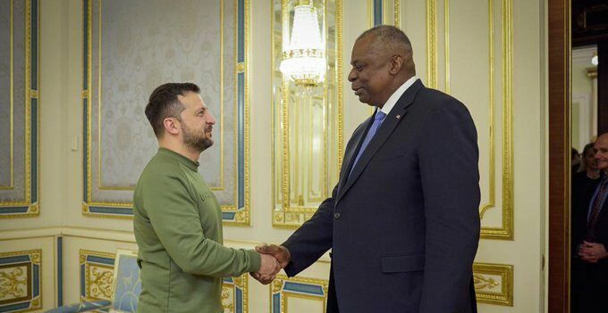 UPDATE: Războiul din Ucraina, ziua 636: Volodimir Zelenski, întâlnire cu Lloyd Austin: „Mulțumesc tuturor americanilor care preţuiesc libertatea”