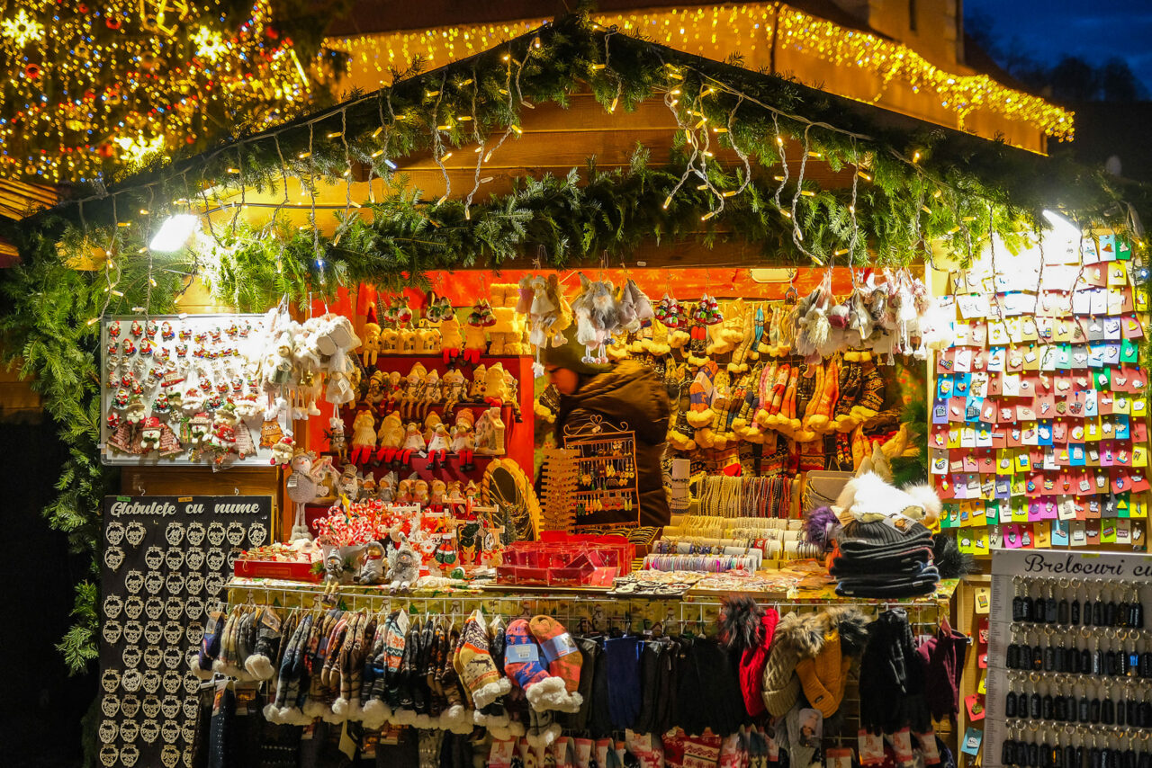AMENZI de 65.000 de lei primite de comercianții de la Târgul de Crăciun Brașov. Ce nereguli s-au depistat