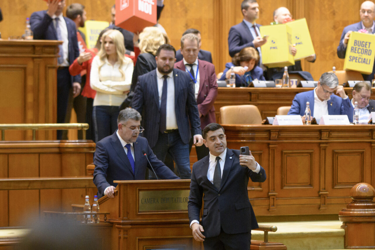 VIDEO | Marcel Ciolacu, în timpul scandalului din Parlament: Voi generați doar populism ieftin / Bugetul pe 2024 nu conține nicio apropiere de Rusia