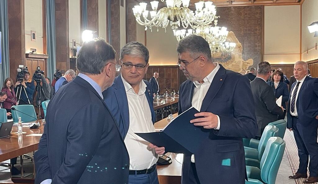 Turație maximă la Guvern pentru aprobarea BUGETULUI pe 2024 / Pe masa cabinetului Ciolacu este și bugetul asigurărilor sociale