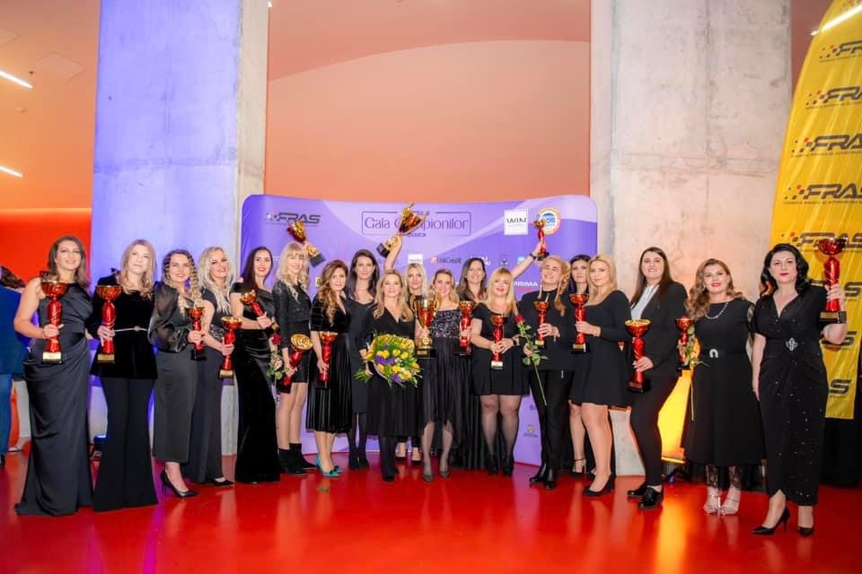 „Regina Europei” la drift a cântat IMNUL României la gala cu 1000 de invitați