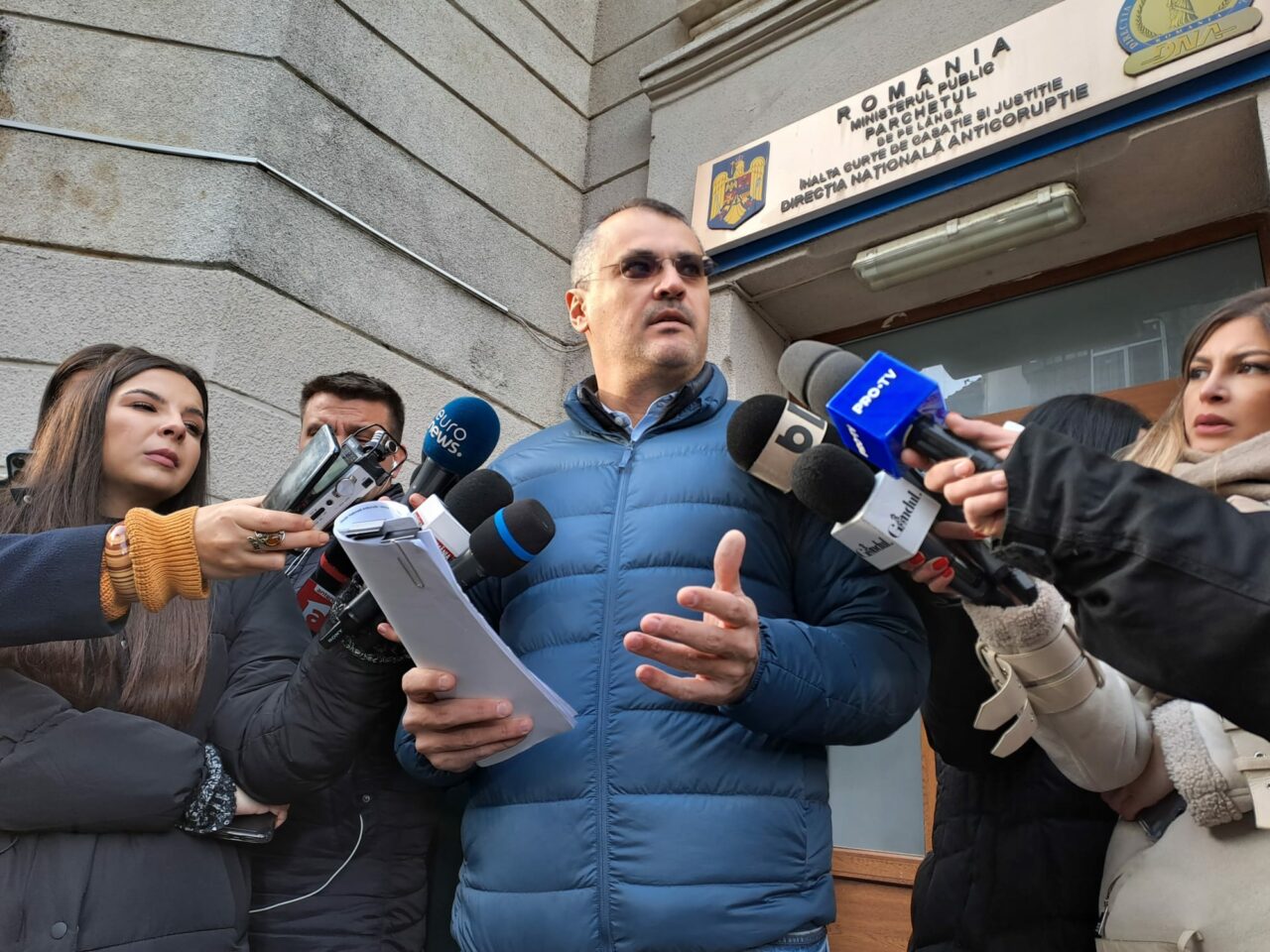UPDATE: VIDEO | Cristian Ghinea sesizează DNA după clasarea dosarului „Bode – BMW”: „Este un caz clasic de indiciu de fraudă”