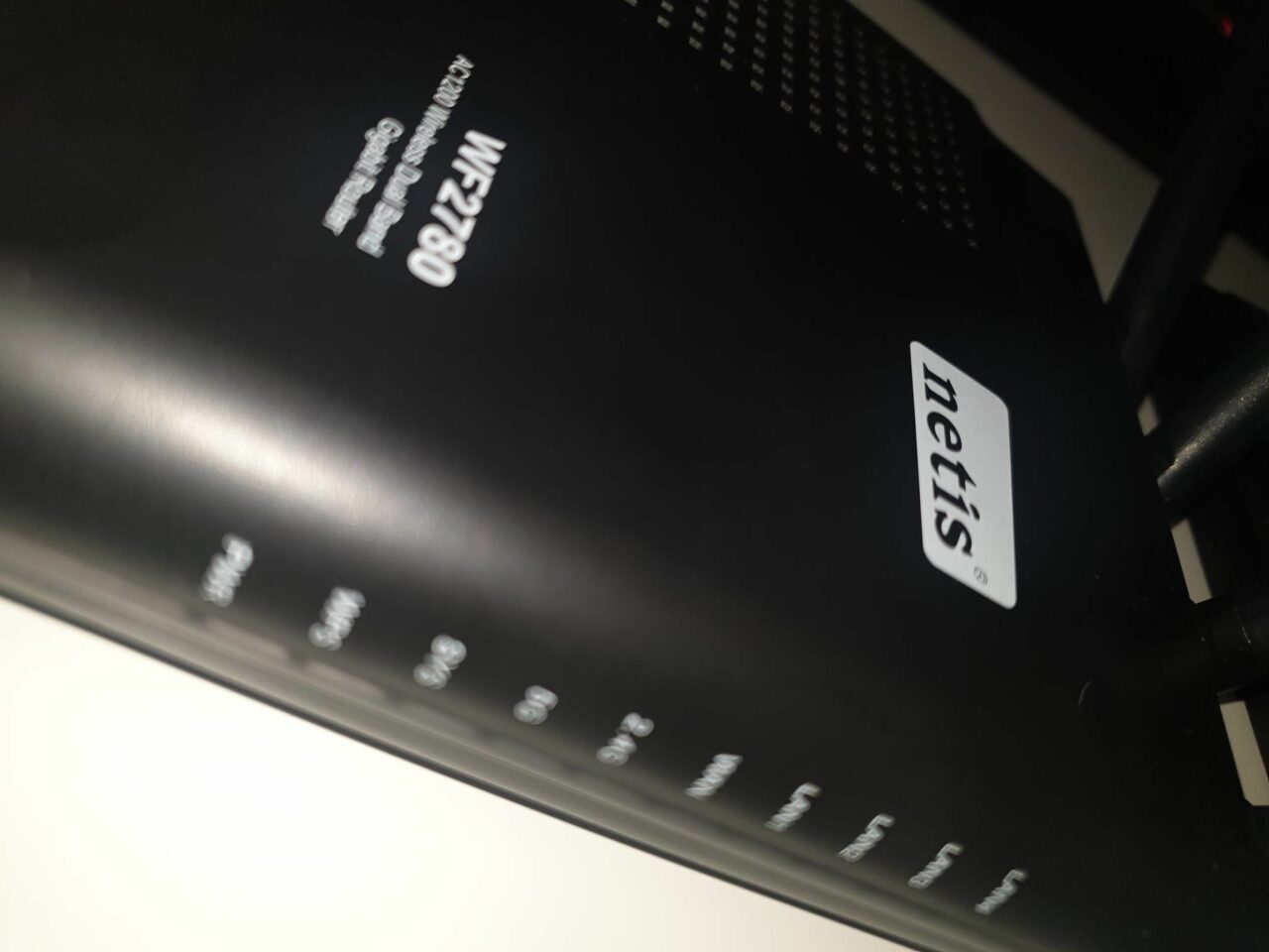 Unde nu trebuie să ții NICIODATĂ router-ul Wi-Fi. Puțini utilizatori de internet știu asta!