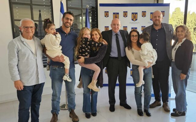 Două surori răpite de Hamas au primit cetățenie română în Israel. Comunitatea evreilor cu strămoși imigranți din România trece de un milion