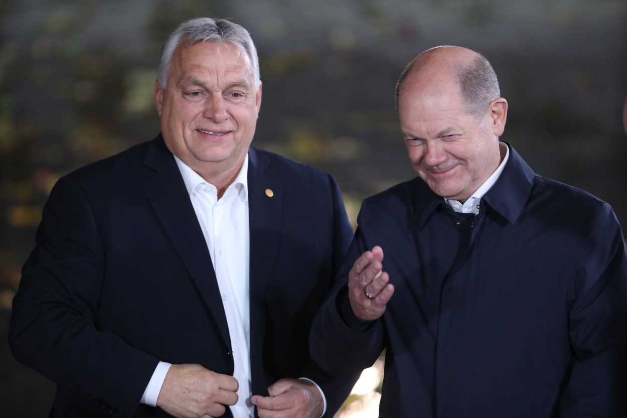 Tensiuni la cote maxime la Summitul UE. SCHOLZ l-a invitat pe Orban să părăsească sala înaintea votului privind negocierile cu Ucraina
