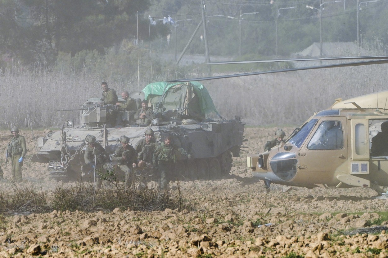 Aproximativ 20 de militari israelieni au fost uciși accidental în cursul ofensivei din Fâșia Gaza