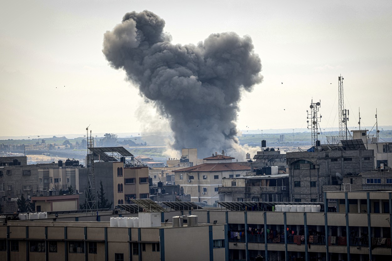 Israelul vrea un nou armistițiu cu grupul islamist Hamas /Zeci de combatanți palestinieni au fost arestați
