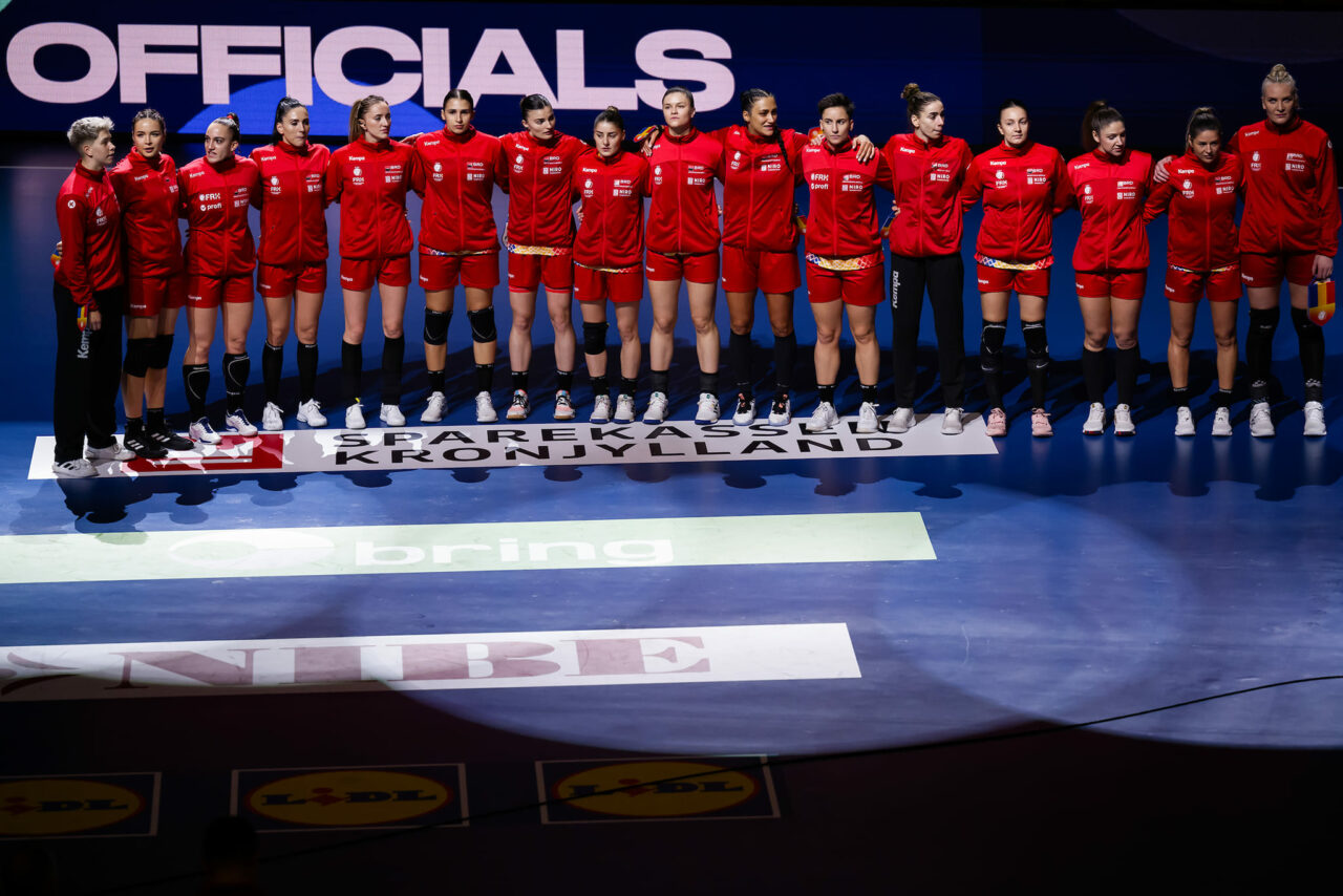 Am UMILIT Serbia la Mondialul de handbal feminin! Avem două victorii din două meciuri