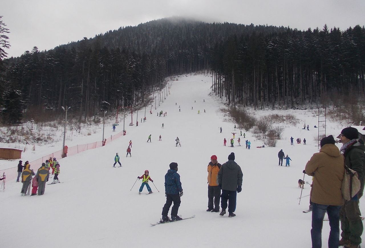 Grad de ocupare de peste 90% în vacanța de REVELION în stațiunile de pe Valea Prahovei