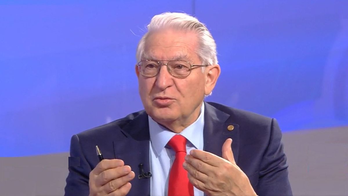Vlad Ciurea dezvăluie TRUCUL care te ajută să adormi ușor. Scapi de pastile dacă faci asta
