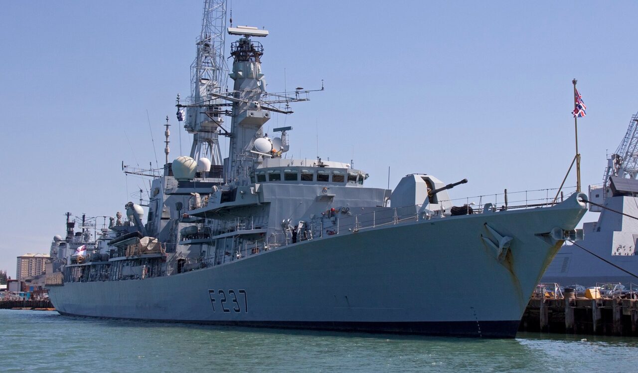 România, șansă să devină un „ghimpe” în coastele Rusiei și Turciei, la Marea Neagră. Oportunitatea? Soarta a două fregate britanice este incertă