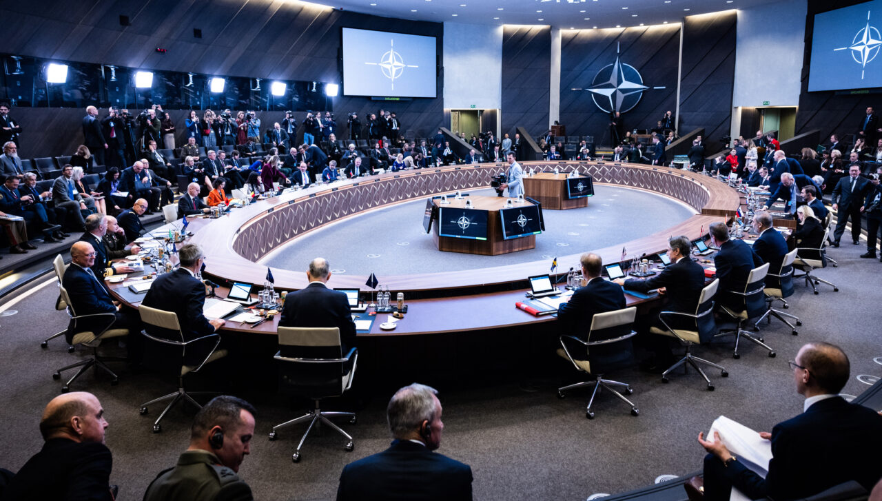 Se împlinesc 30 de ani de la lansarea, la NATO, a unui Parteneriat pentru Pace cu țările din Europa de Est