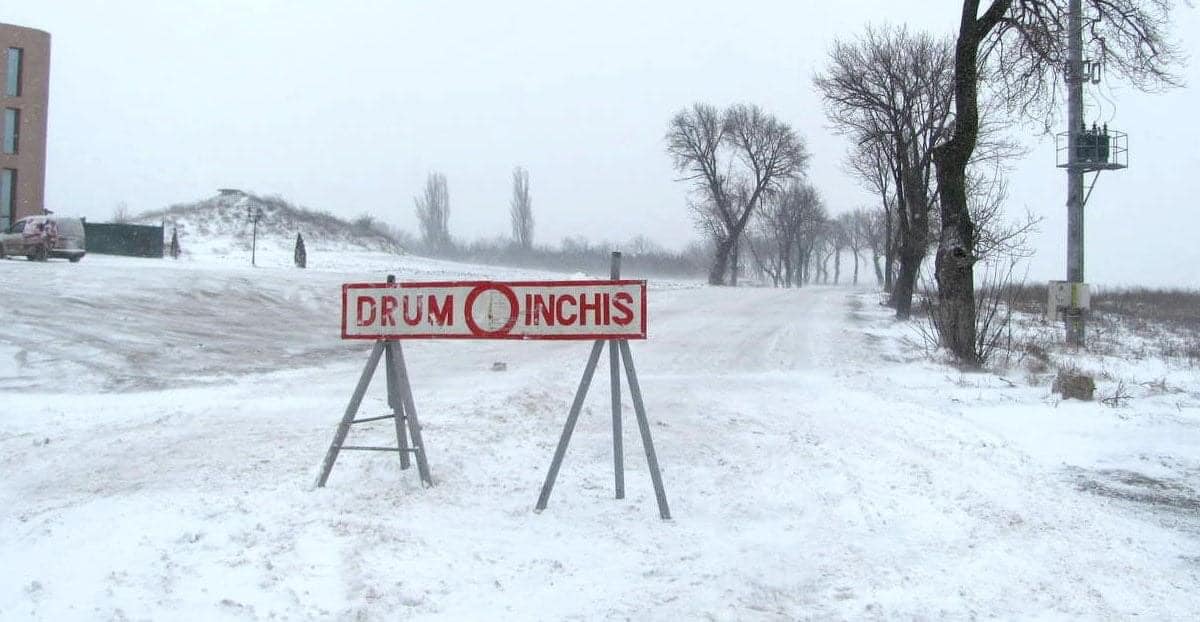 România, după viscol. Ce drumuri sunt închise sau cu restricții de tonaj în estul țării