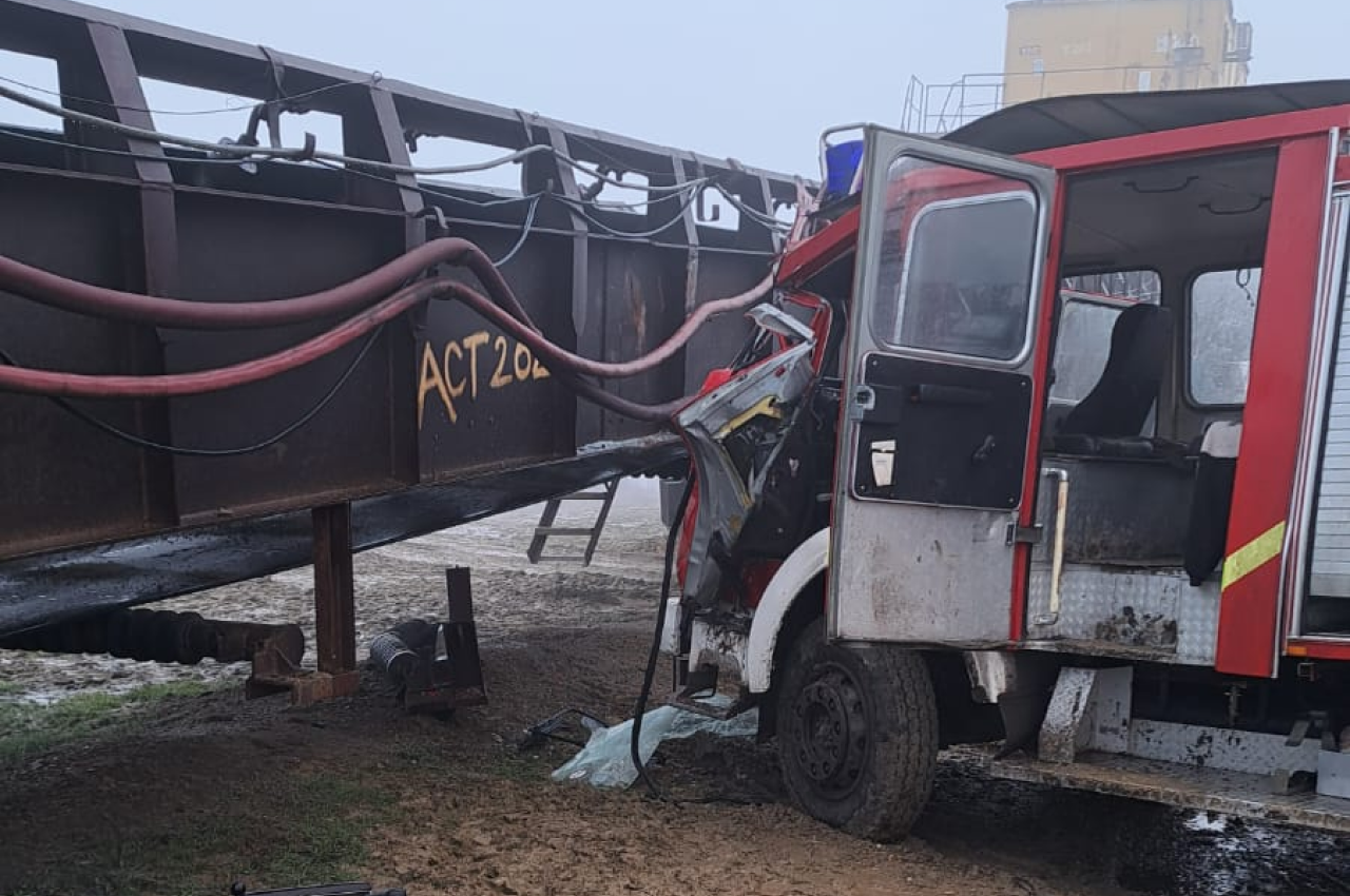 FOTO Accident în cariera minieră Roșia din Gorj. O dubă în care se aflau 6 mineri a intrat într-o bandă de transport a cărbunilor
