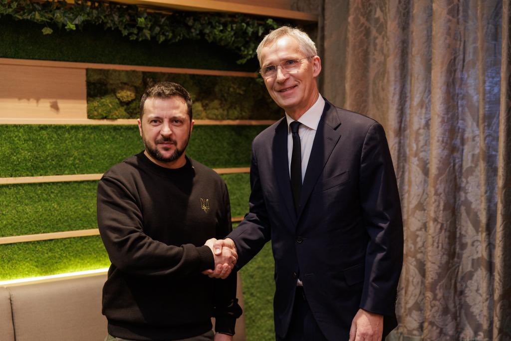 VIDEO | Volodimir Zelenski caută NATO la Davos / Jens Stoltenberg: Există motive de optimism