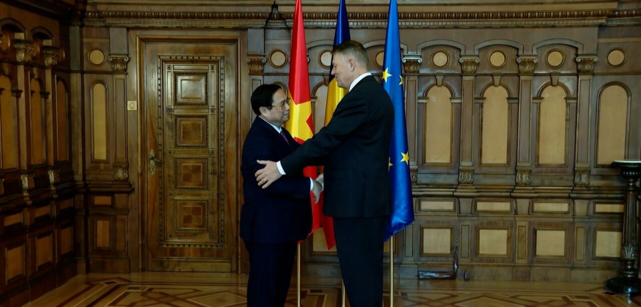VIDEO | Klaus Iohannis, prima activitate publică, după o lună / Președintele l-a primit în vizită pe premierul Vietnamului