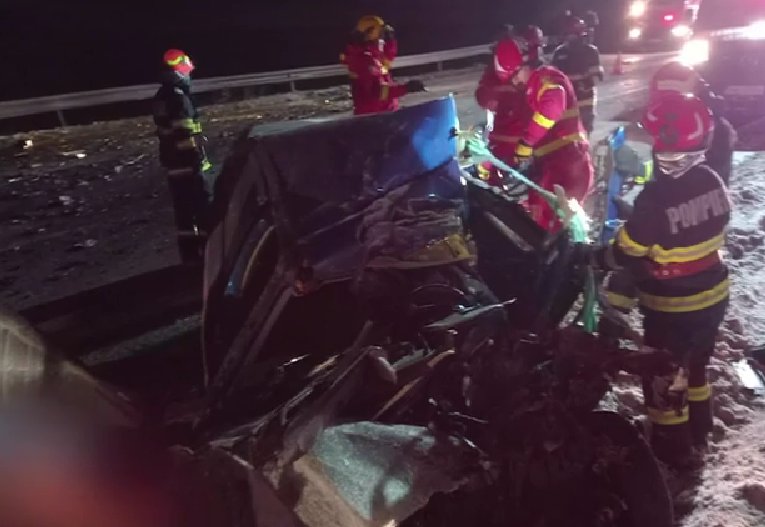 Accident cumplit în județul Suceava! O persoană a murit și alta a fost rănită