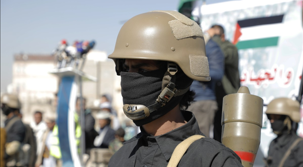 ANALIZĂ | Houthi, Hamas, Hezbollah – triunghiul MALEFIC al „Axei de rezistență” conduse de Iran împotriva Occidentului și criza din Marea Roșie