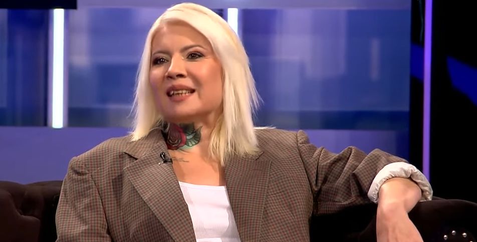 Cum s-a descurcat Catinca Roman ca MAMĂ SINGURĂ. ”Mi-a fost extrem de greu, mai ales cum erau vremurile atunci”