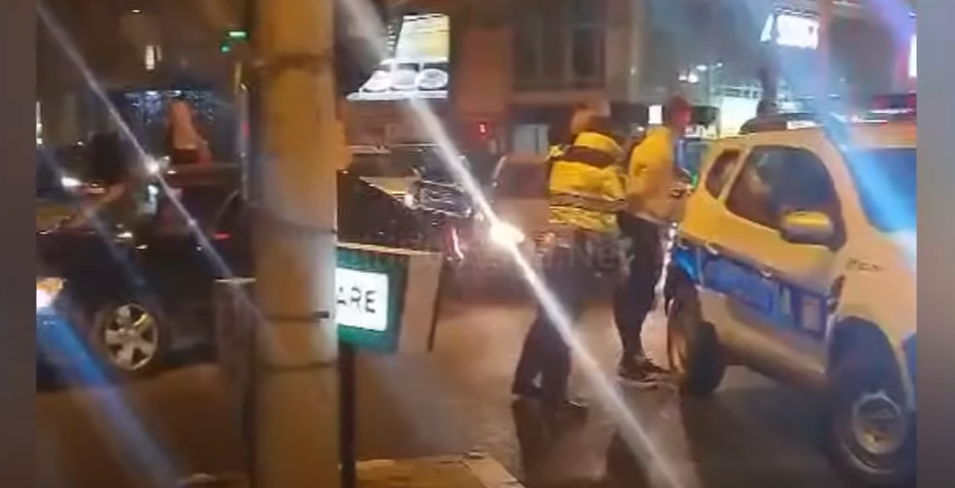 VIDEO: Ar fi de râs, dacă nu ar fi de plâns! Un tânăr din Suceava și-a dorit atât de mult să mănânce la McDonald’s încât a ajuns să fie încătușat