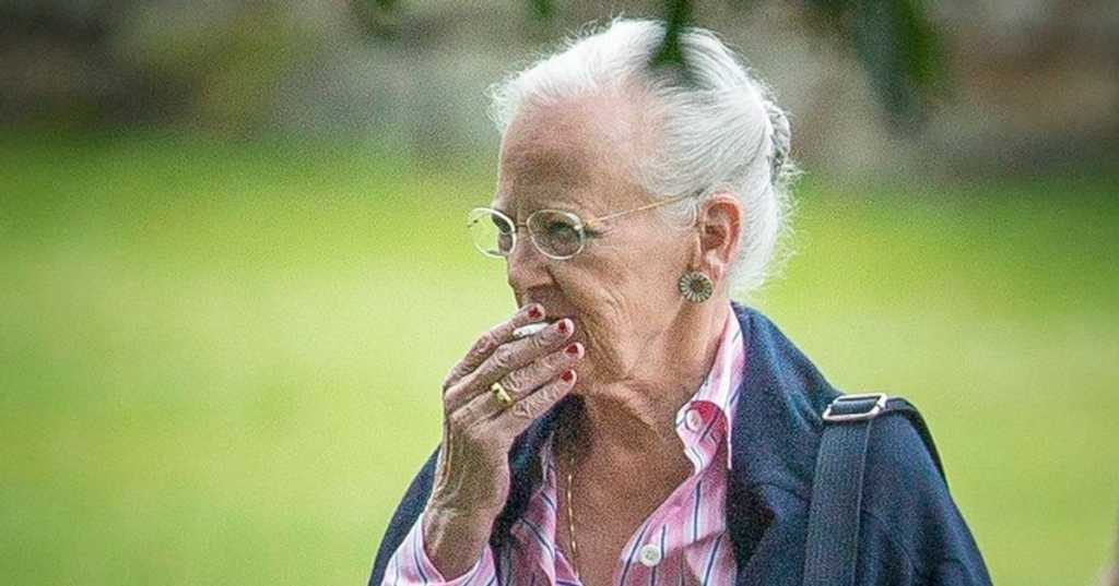 Marghrete a Danemarcei, alintată „Regina Scrumierelor”, s-a lăsat de fumat după 66 de ani. Secretul longevității, Karelia fără filtru