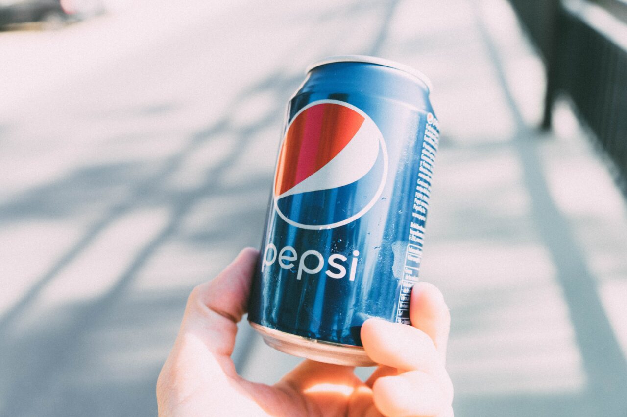 Fără produse Pepsi în magazine! Carrefour retrage produsele PepsiCo din cauza majorării “inacceptabile” a prețurilor
