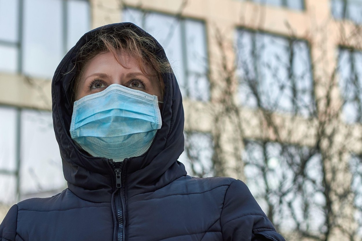 Creștere alarmantă a cazurilor de gripă și Covid-19 în Europa. Italia, din nou epicentrul bolilor respiratorii. Redevine obligatorie masca în UE?