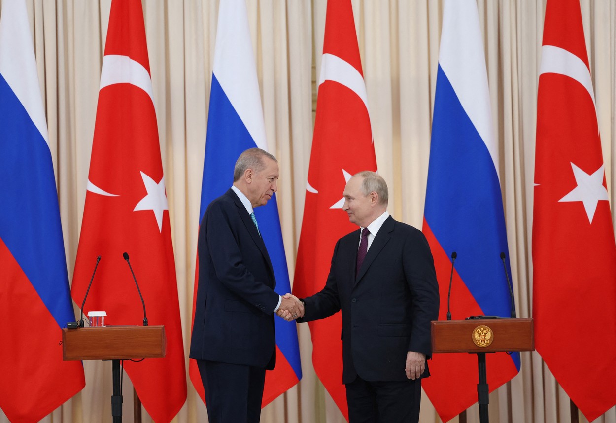 Vladimir Putin intenționează să meargă în Turcia, stat membru NATO /Kremlin: Discuțiile se vor referi și la conflictul din Ucraina