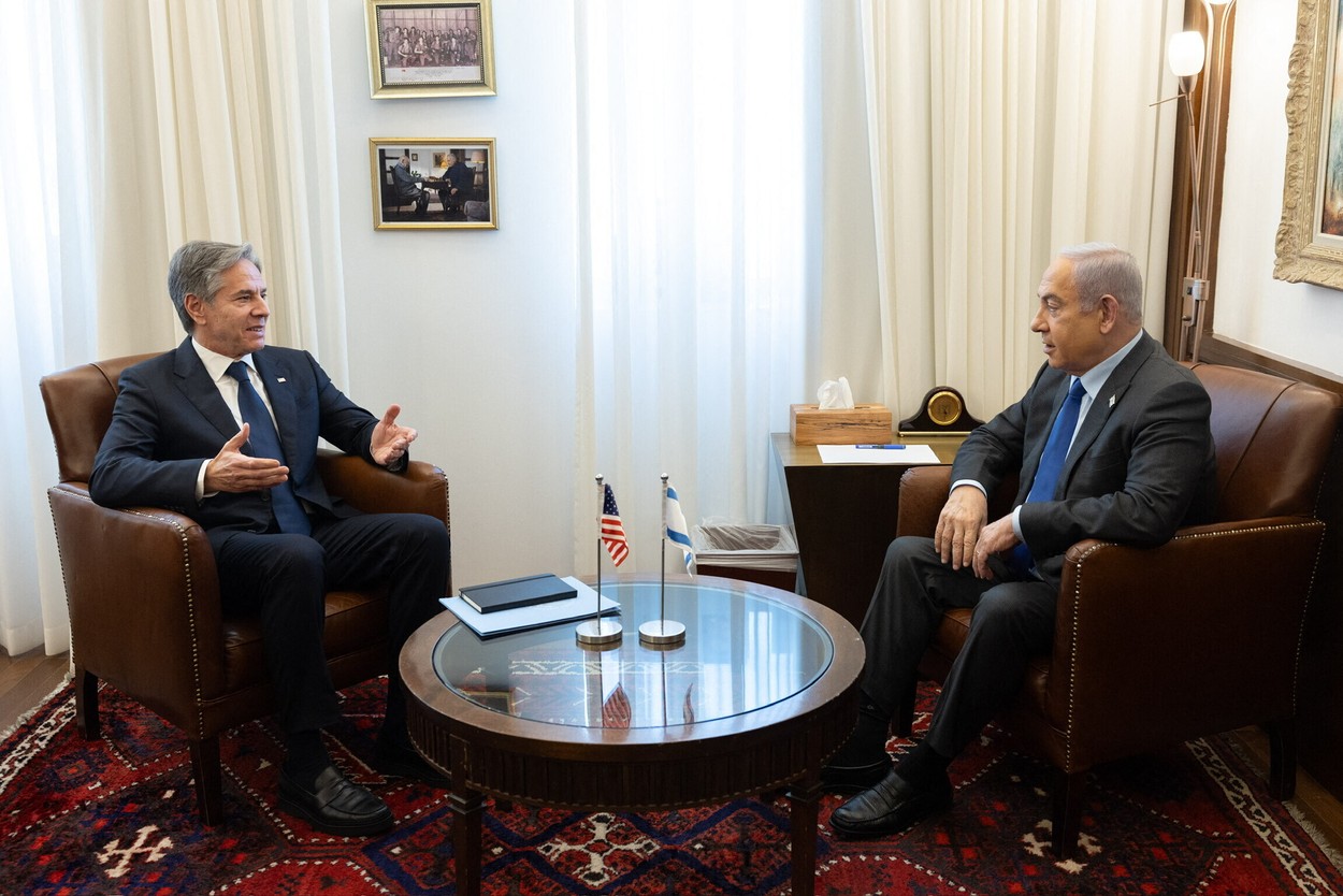 Blinken cere avansarea procesului politic în sensul creării unui stat palestinian /Iordania organizează un summit arab pe tema situației din Gaza