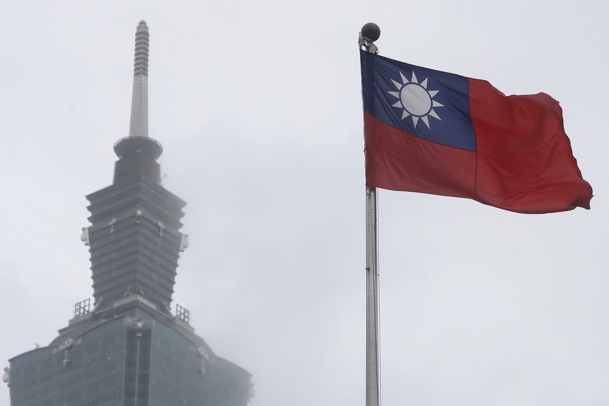 Tensiuni în creștere între China și Taiwan: 6 BALOANE chinezești au zburat deasupra strâmtorii Taiwan