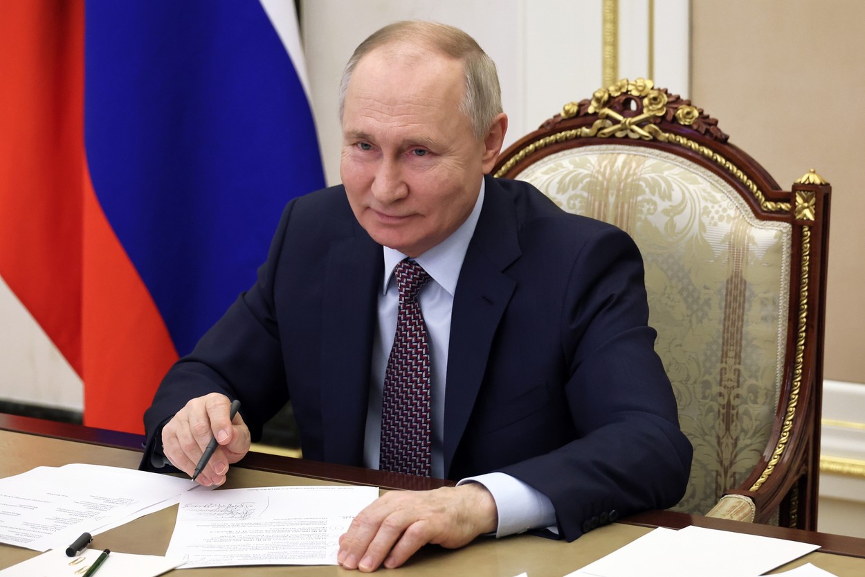 Autoritățile din Rusia au înregistrat primii doi contracandidați ai lui Vladimir Putin la alegerile din martie. Cine sunt aceștia