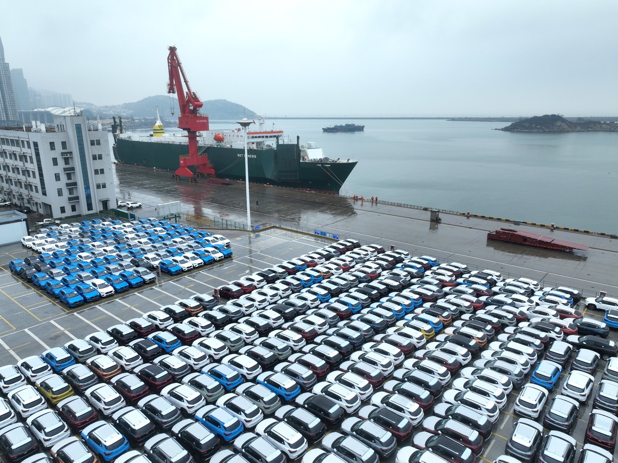 Financial Times: China cere protejarea culoarelor de navigație din Marea Roșie, în contextul amplificării RISCURILOR economice
