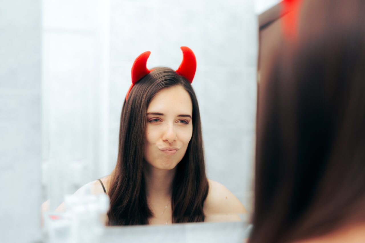 Zodii de femei toxice și manipulatoare. Sunt un coșmar, să te ferești de ele!