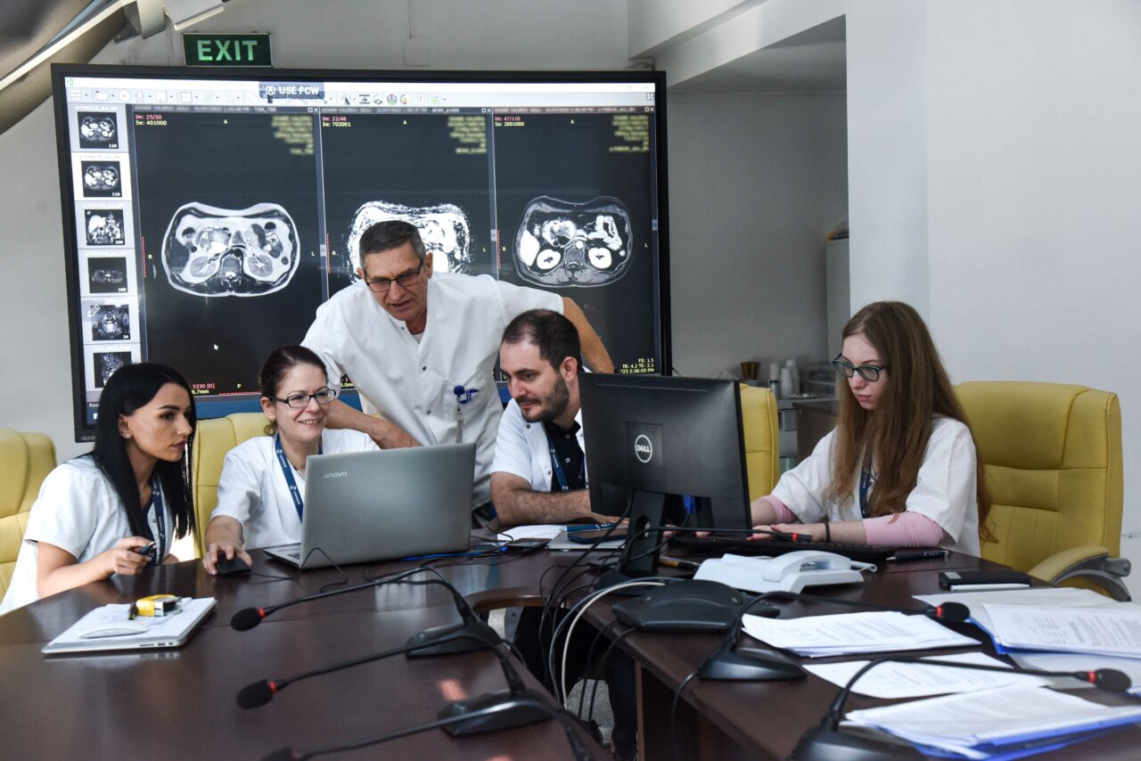 Cum poate fi tratat eficient cel mai frecvent cancer din România? Avantajele managementului integrat