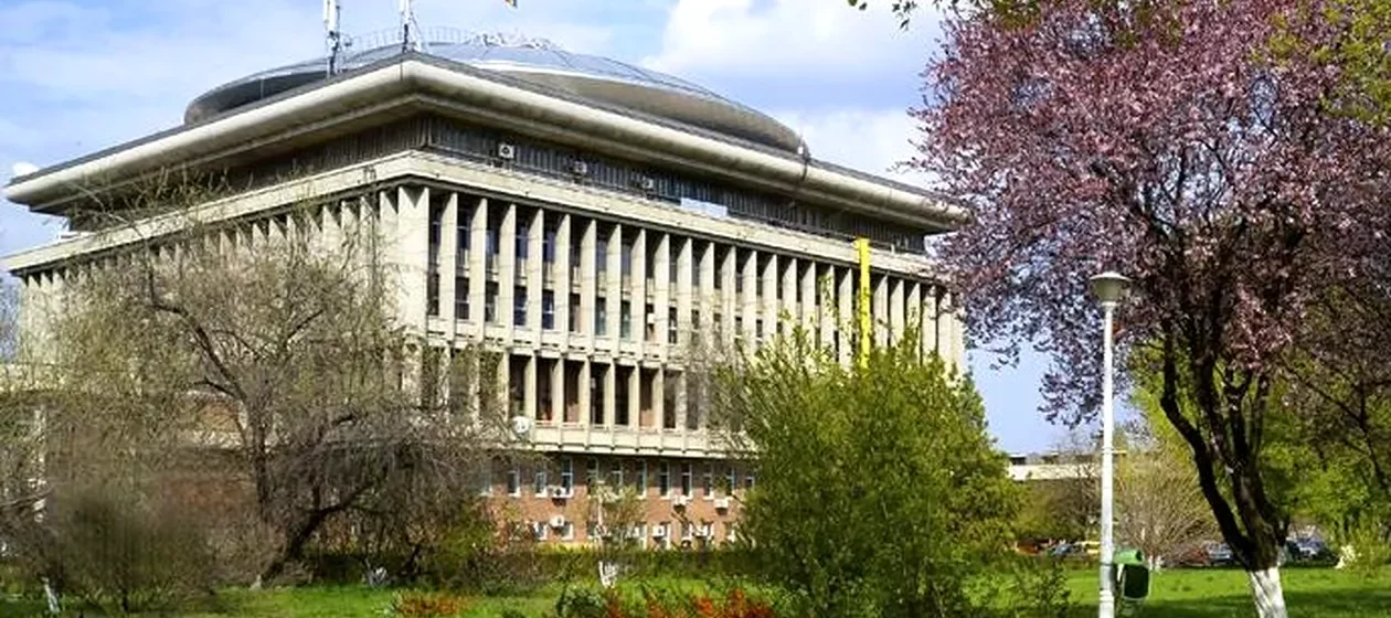 Judecătorii îi permit unui profesor la „Politehnică” condamnat pentru luare de MITĂ să se întoarcă la catedră ca să NU aibă de suferit studenții