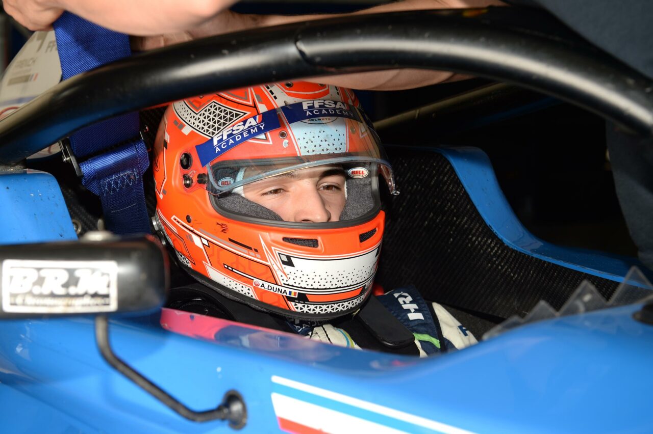 Românul care dă 300.000 euro pe an ca să DEVINĂ adversarul lui Verstappen în Formula 1