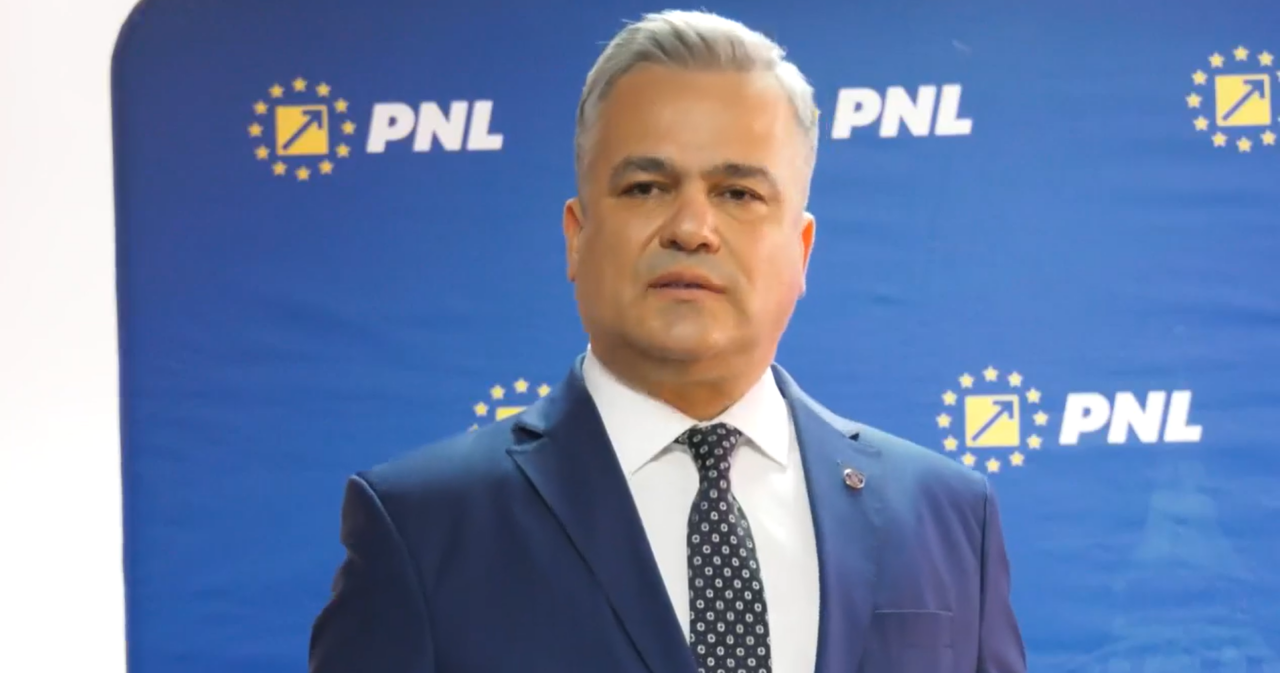 Liderii PRO România Brașov trec la PNL / „E pe cale de disoluție” / Adrian Veștea nu exclude o alianță cu PSD