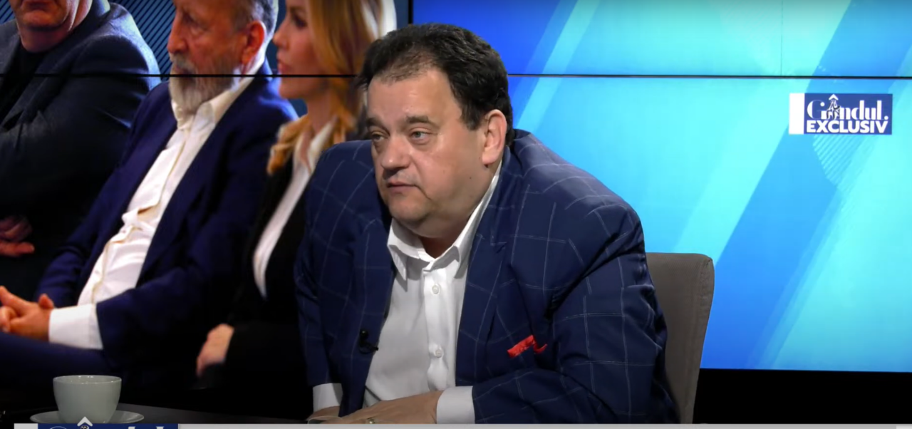 Argumentele pentru comasare: valul extremist și orgoliile politice / H.D. HARTMANN: Aici, i-a închis Marcel Ciolacu
