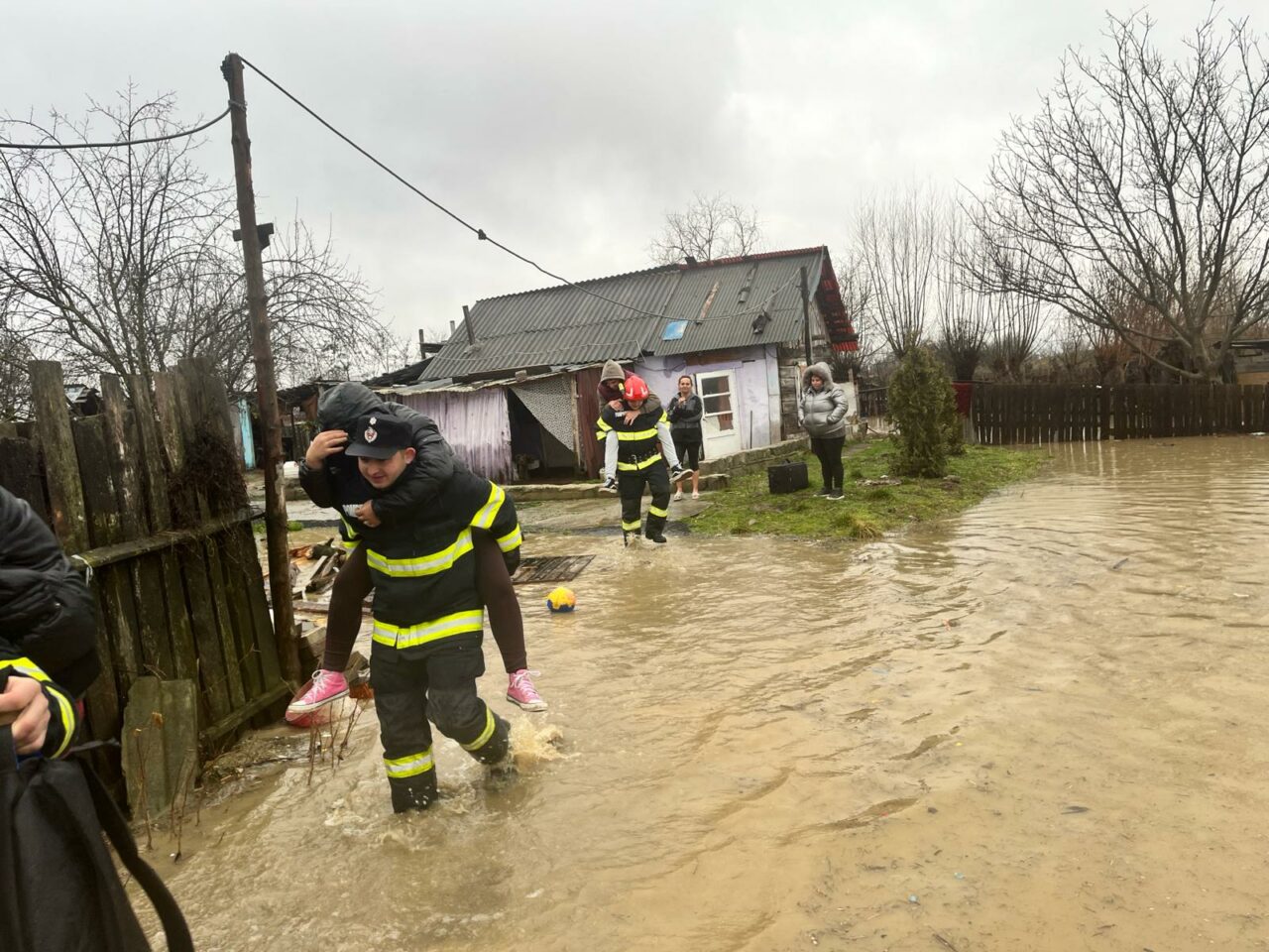 Drumul dintre Pechea și Costache Negri, REDESCHIS/„S-a muncit inclusiv pe timpul nopții”