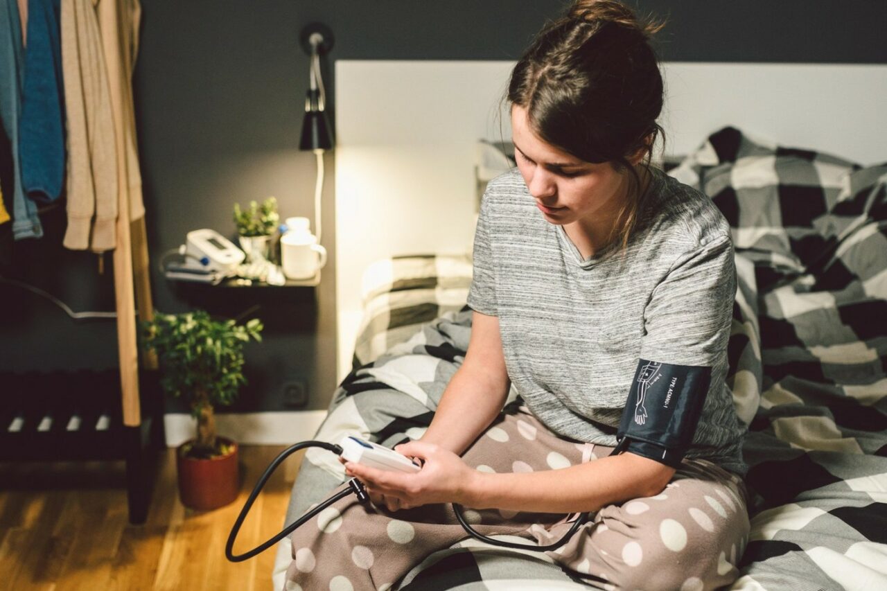 Ce este HIPERTENSIUNEA arterială și cum ne afectează sănătatea pe o perioadă îndelungată? Înțelegerea afecțiunii și tratamentul ne poate salva inima