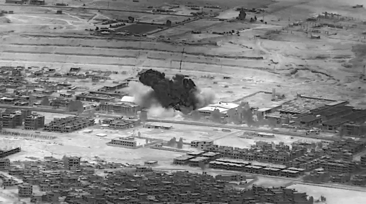 Statele Unite intenționează să BOMBARDEZE masiv obiective militare din Irak și Siria