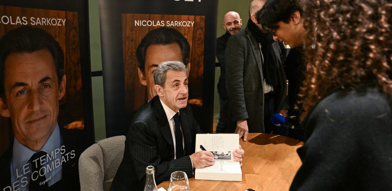 Sarkozy, CONDAMNAT la un an de închisoare, dintre care șase luni cu suspendare, în dosarul finanțării campaniei