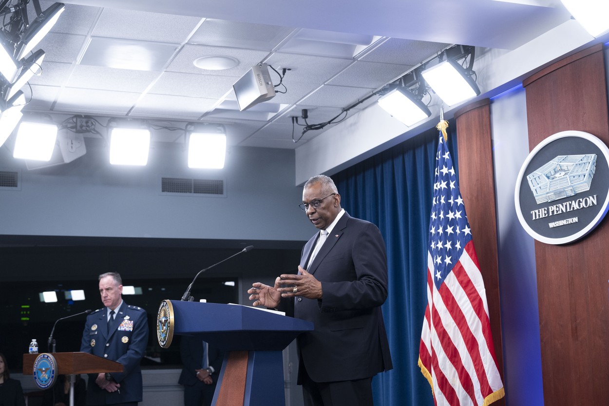 NYT: Un complot misterios determină Rusia să inițieze un apel rar către Pentagon. Dezvăluirile care i-au luat prin surprindere pe americani