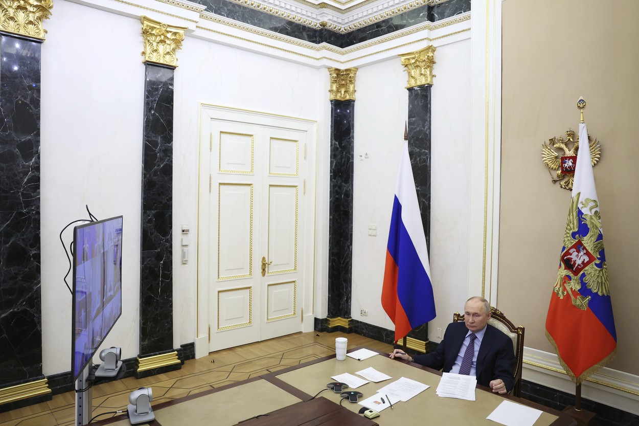 Putin denunță implicarea SUA în protestele produse în Ucraina și spune că Tucker nu a fost admis în CIA
