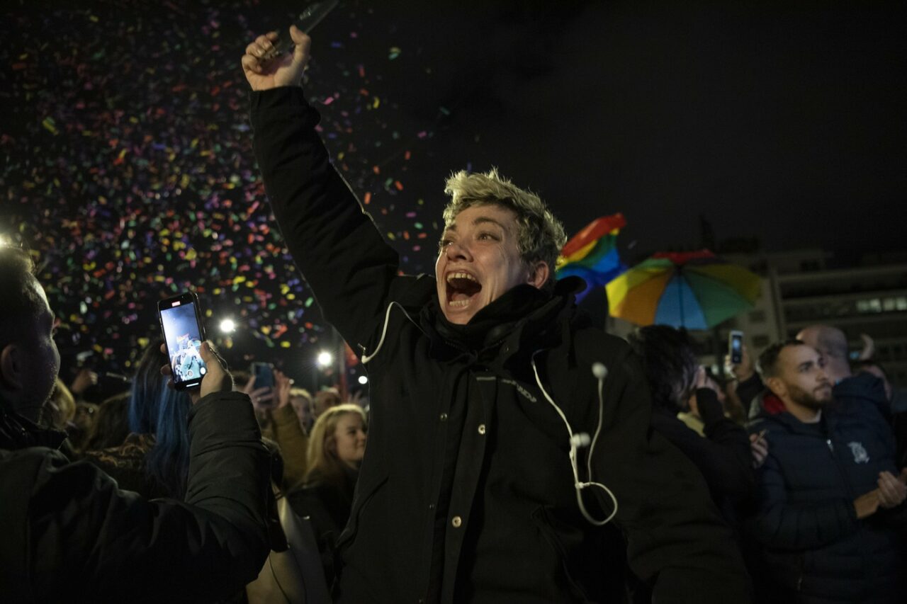 Grecia a legalizat căsătoriile între persoanele de acelaşi sex