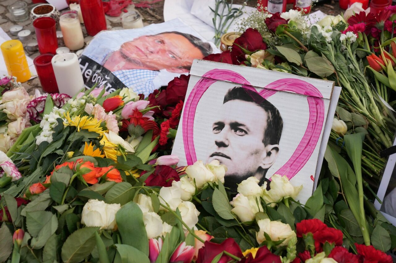 5 mari INVESTIGAȚII ale lui Alexei Navalnîi. Palatul lui Putin, moșia lui Medvedev și rațele galbene de cauciuc: „Mi-am sunat ucigașul, a mărturisit”
